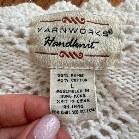 Vintage bubble knit sweater by Yarnworks - Picture 2 of 6